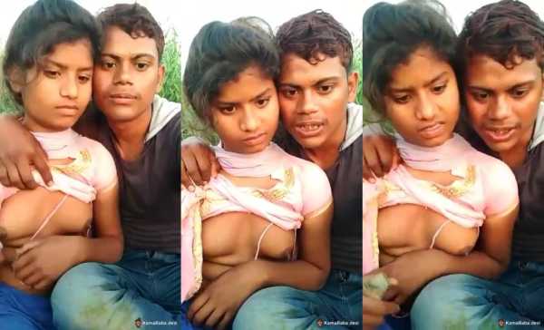 Desi bihari college girl showinh small boobs